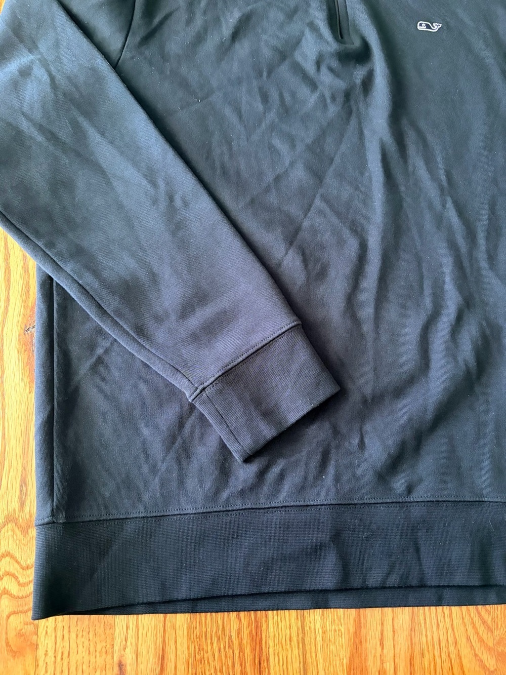 Vineyard Vines Men's Black Half-Zip Sweater - Picture 6 of 7